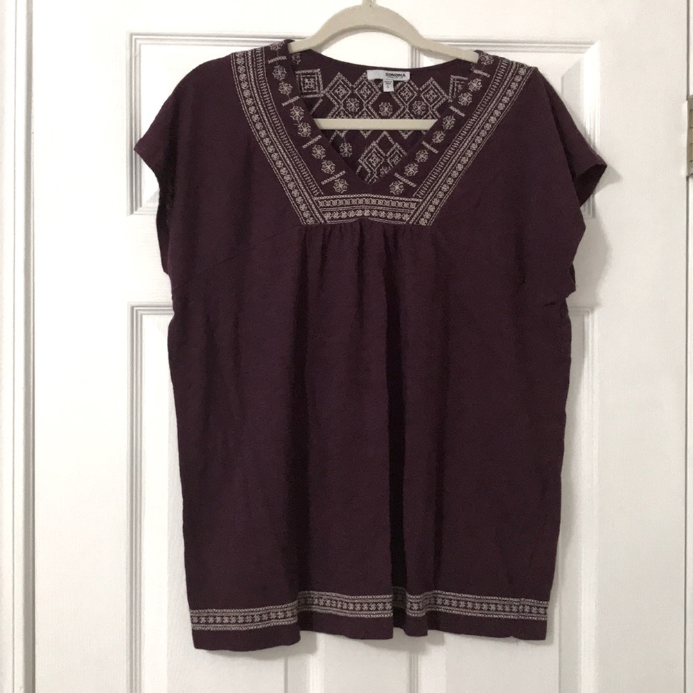 Women’s peasant Style shirt Size L